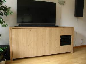 Tv meubel eikenhout laden deuren greeploos apparatuur